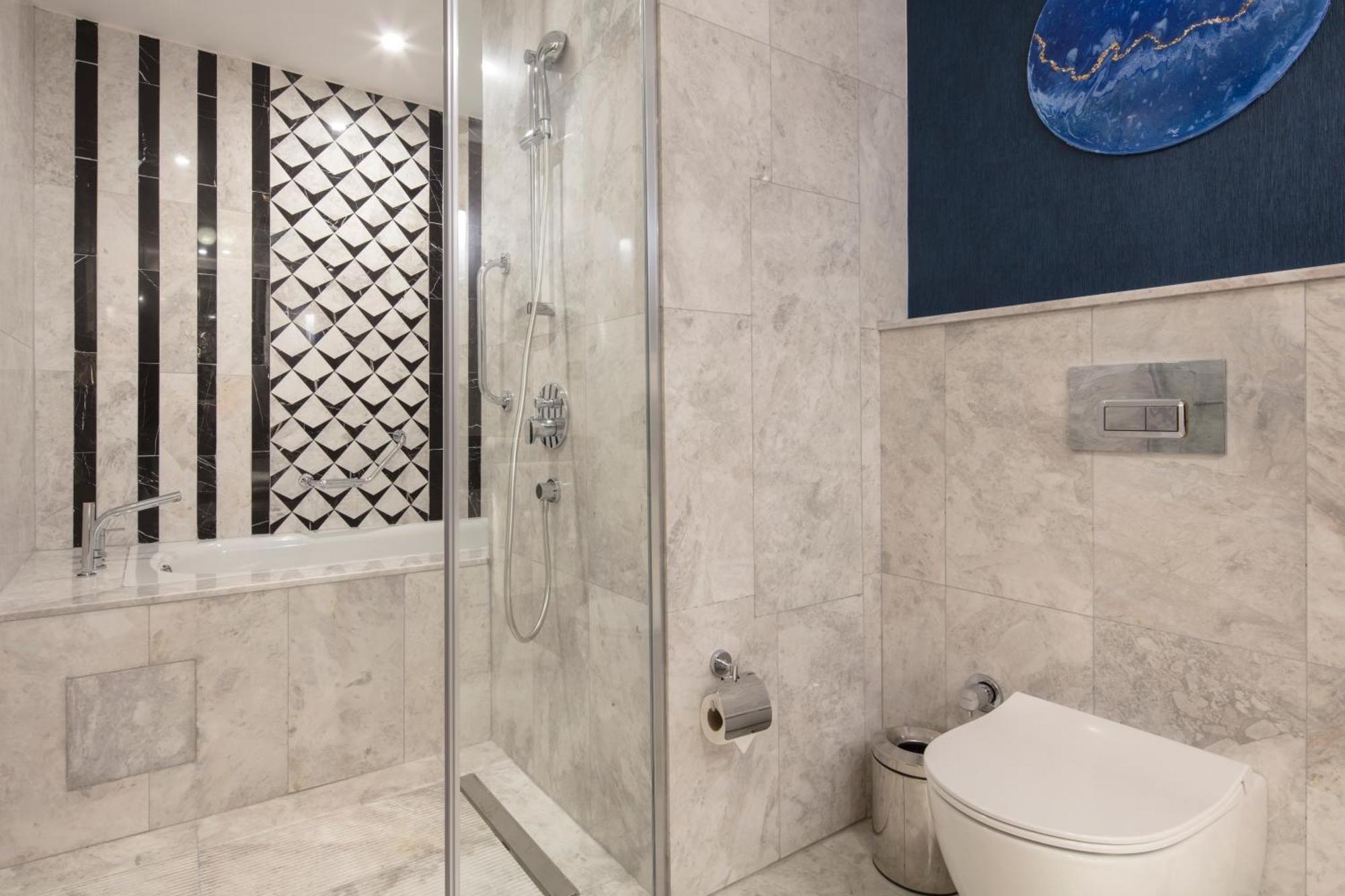 Doubletree By Hilton Afyonkarahisar Hotel Eksteriør billede